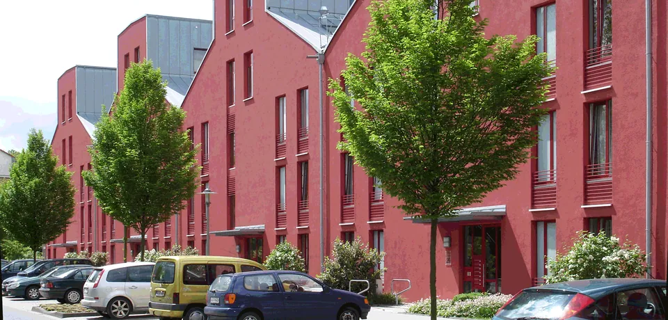 „Rote Reihe Alfred-Delp-Weg“, Göttingen – Freianlagen im Geschosswohnungsbau, Foto 1