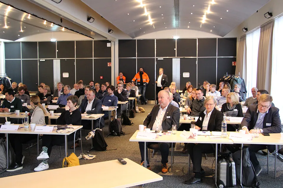 Am 7.3.2023 fand in Hannover das 6.Städtetreffen Unterflursysteme in Hannover statt.
