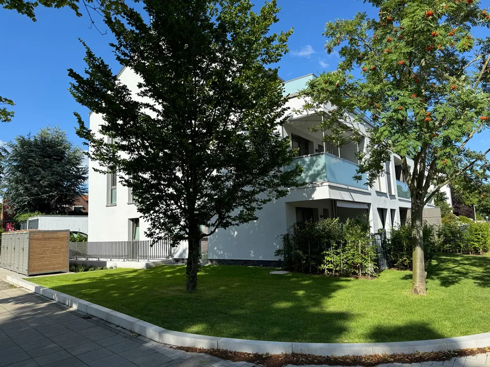 NEUBAU EINES WOHNGEBÄUDES MIT ELF WOHNUNGEN – Freianlagen im Geschosswohnungsbau, Foto 2